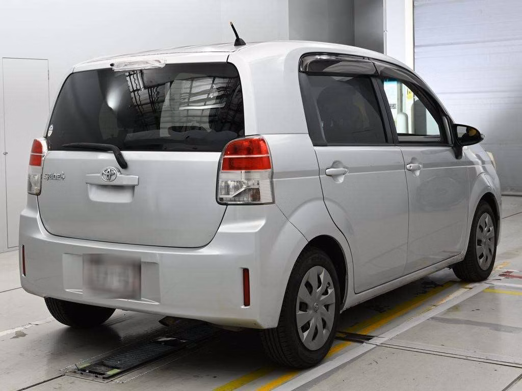 TOYOTA SPADE