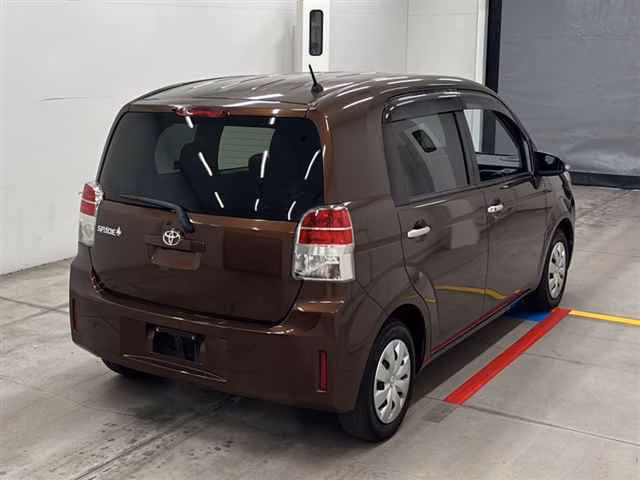TOYOTA SPADE
