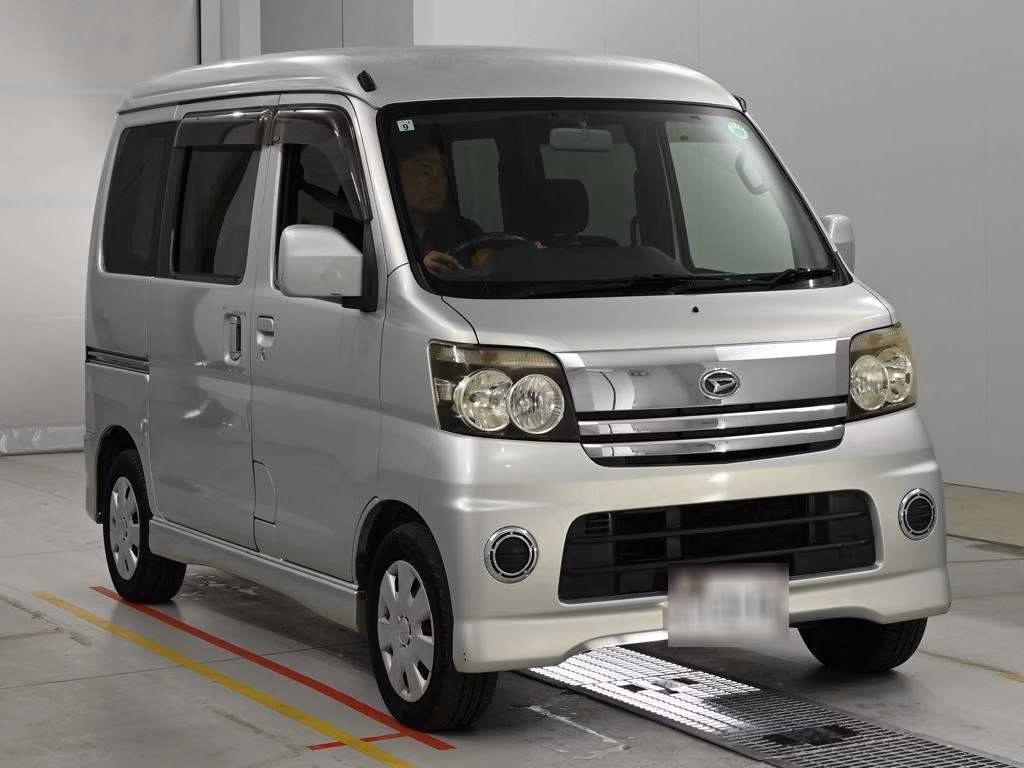 DAIHATSU ATRAI