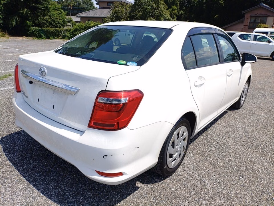 TOYOTA COROLLA AXIO
