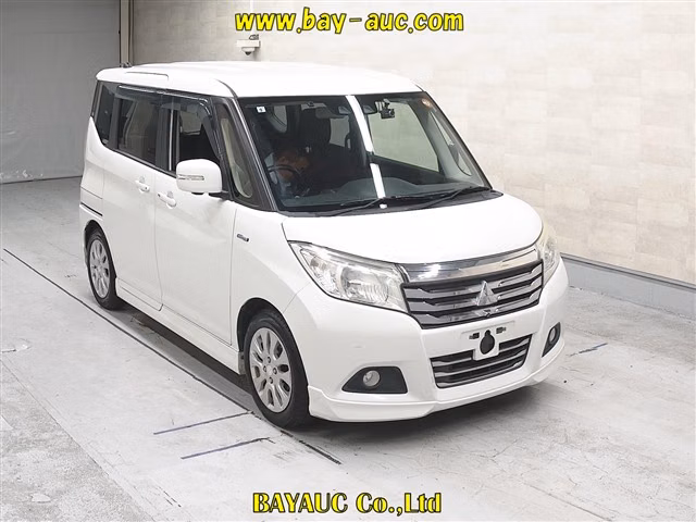 MITSUBISHI DELICA D:2
