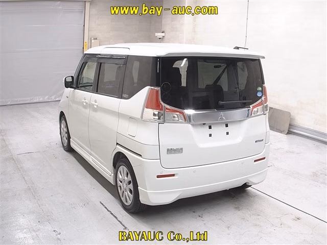 MITSUBISHI DELICA D:2