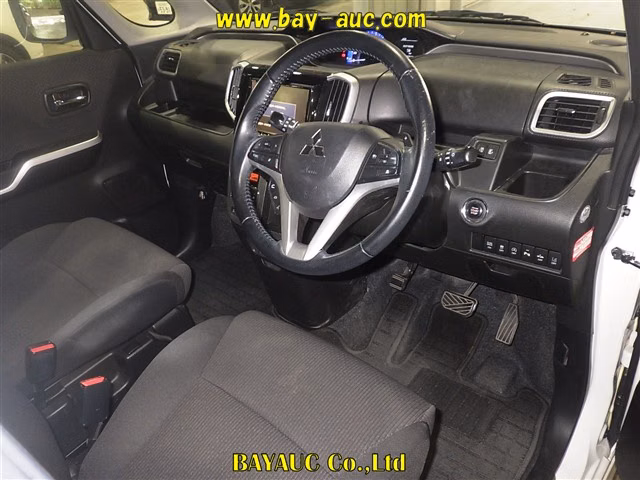 MITSUBISHI DELICA D:2