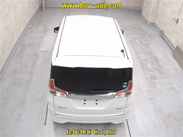MITSUBISHI DELICA D:2