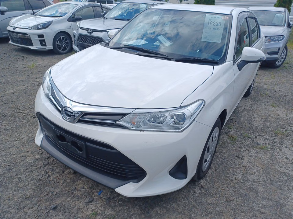 TOYOTA COROLLA AXIO