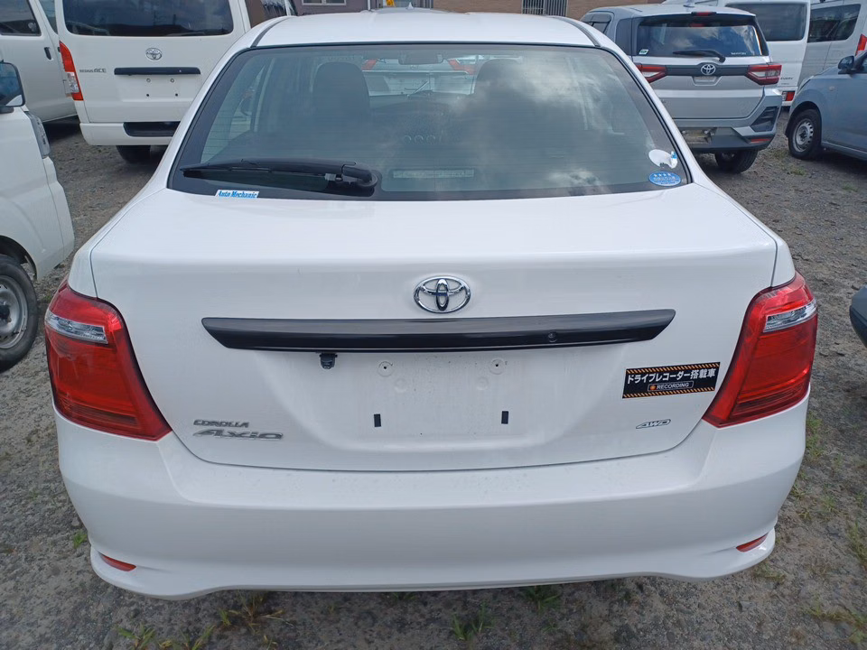 TOYOTA COROLLA AXIO