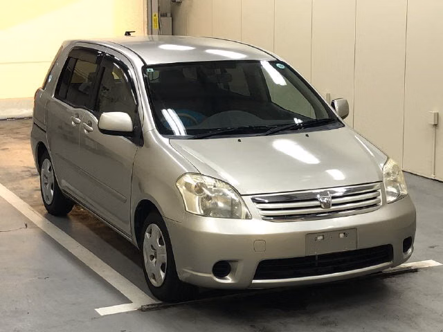 TOYOTA RAUM