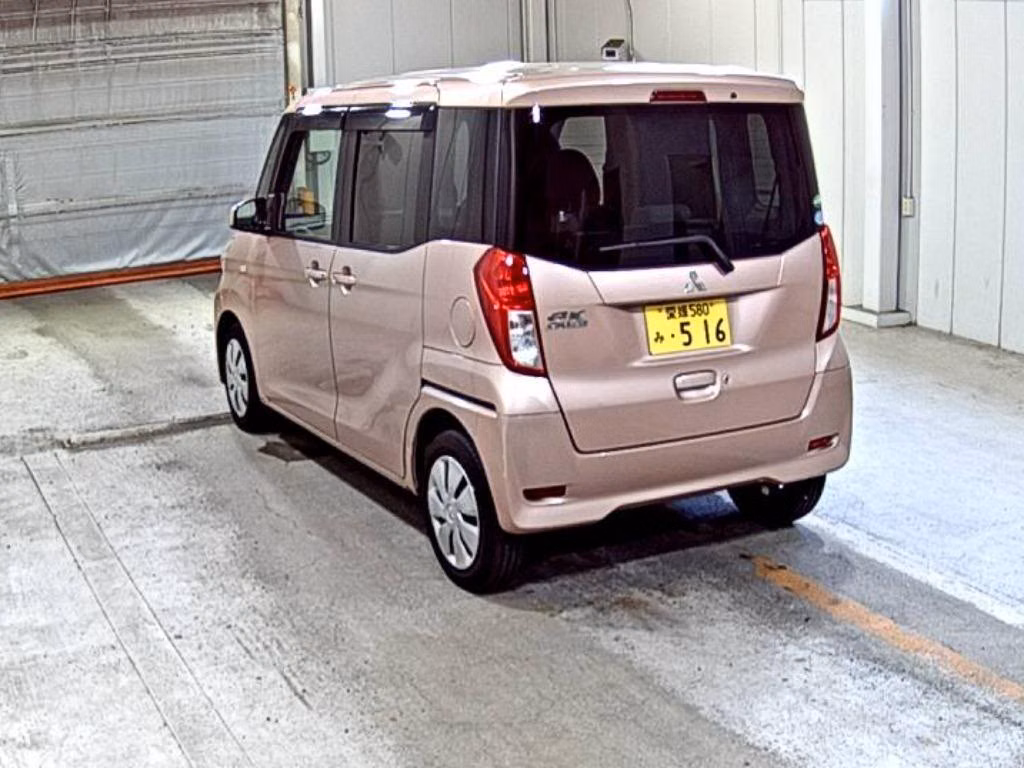 MITSUBISHI EK SPACE