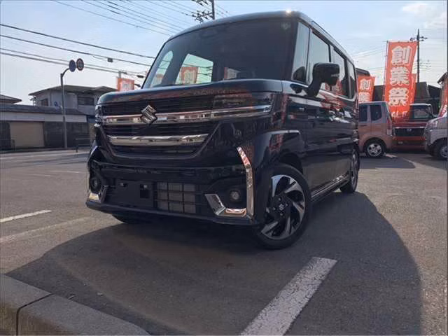 Suzuki Spacia