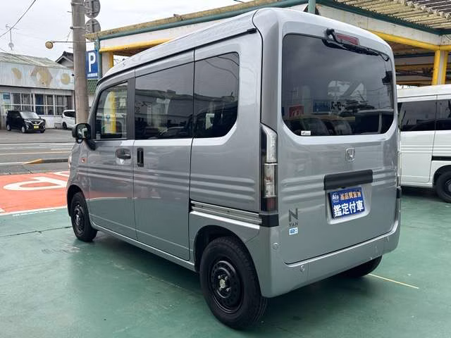 HONDA N-VAN