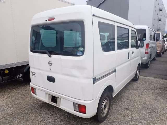 NISSAN NV100 CLIPPER