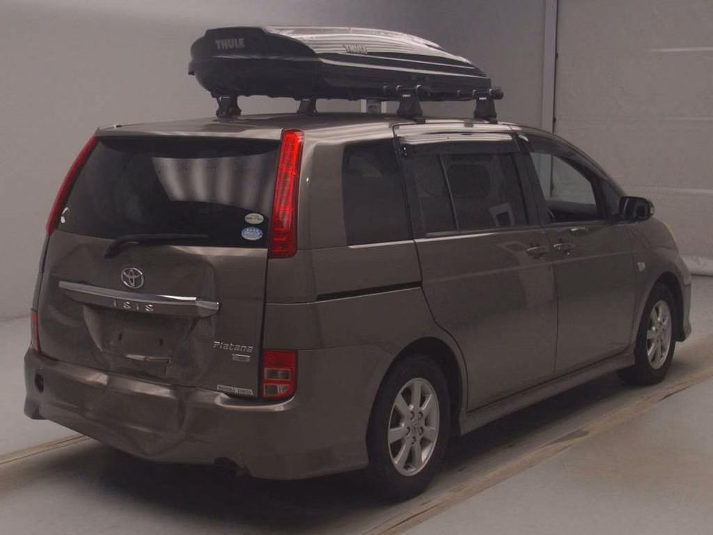 TOYOTA ISIS