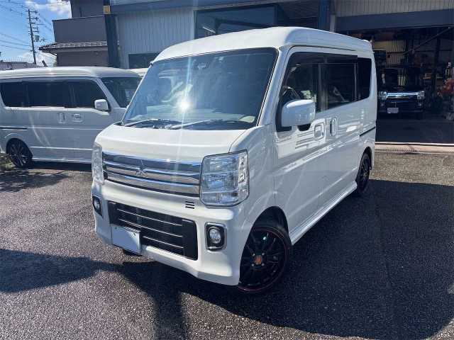 MITSUBISHI TOWN BOX