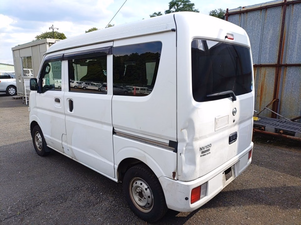 NISSAN NV100 CLIPPER