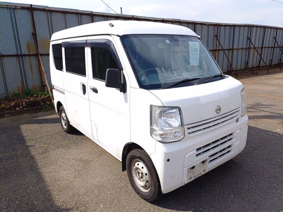 NISSAN NV100 CLIPPER