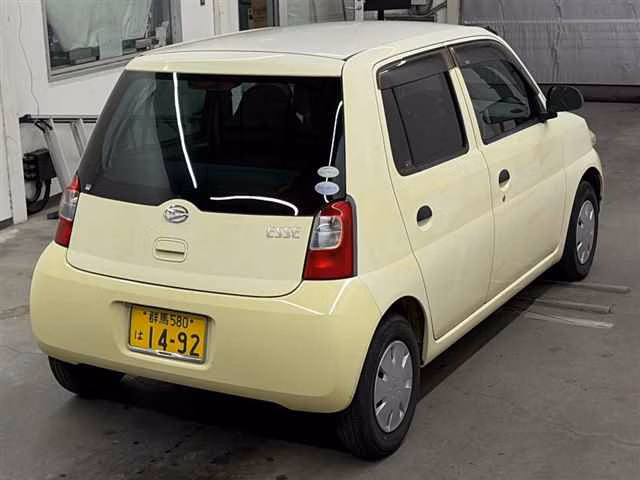 DAIHATSU ESSE