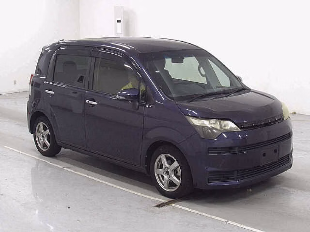 TOYOTA SPADE
