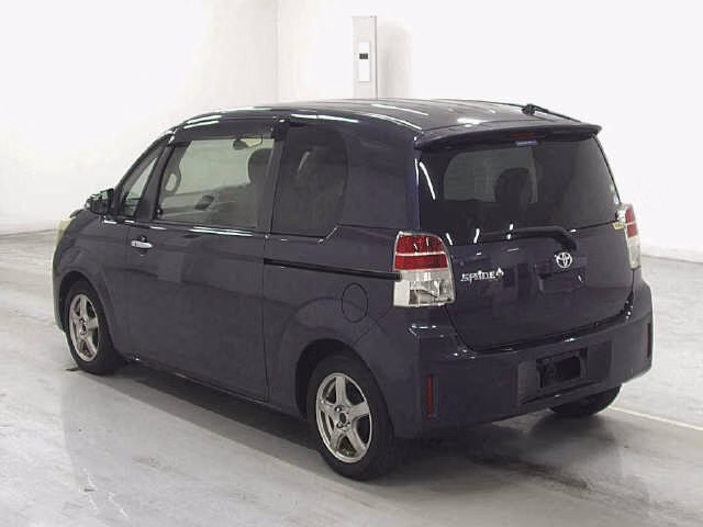 TOYOTA SPADE