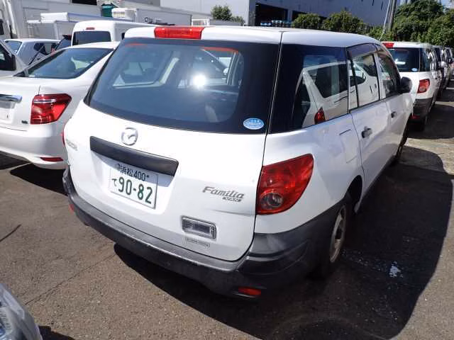MAZDA FAMILIA