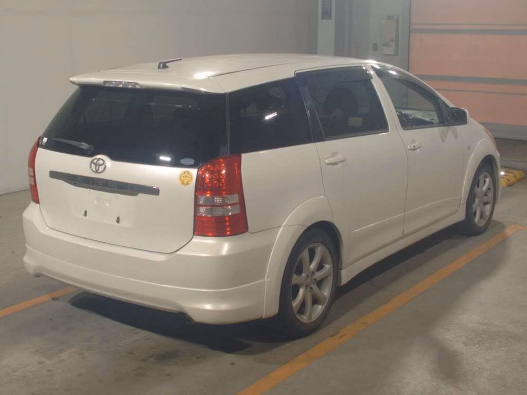TOYOTA WISH