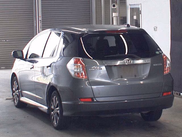 HONDA FIT SHUTTLE