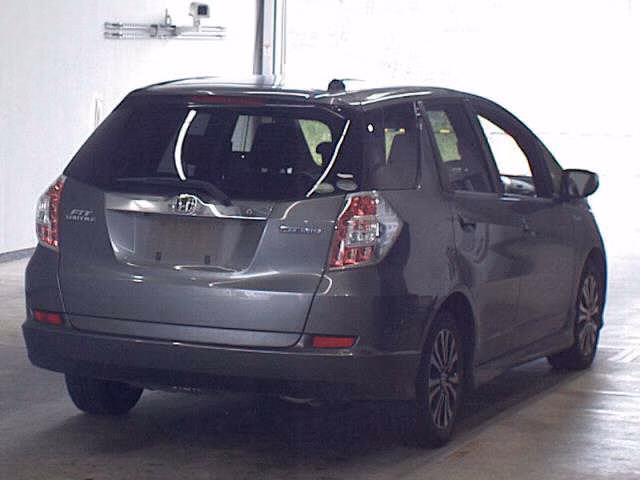 HONDA FIT SHUTTLE