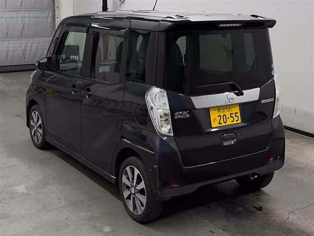 MITSUBISHI EK SPACE