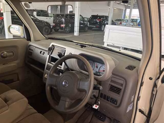 NISSAN CUBE
