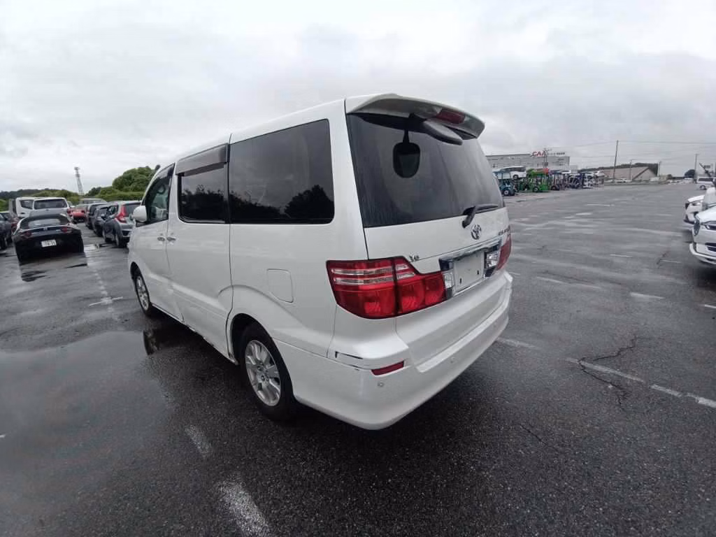 TOYOTA ALPHARD