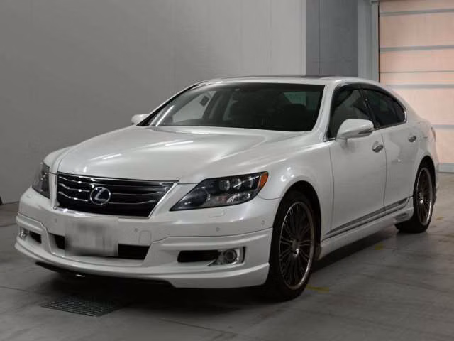 LEXUS LS600H