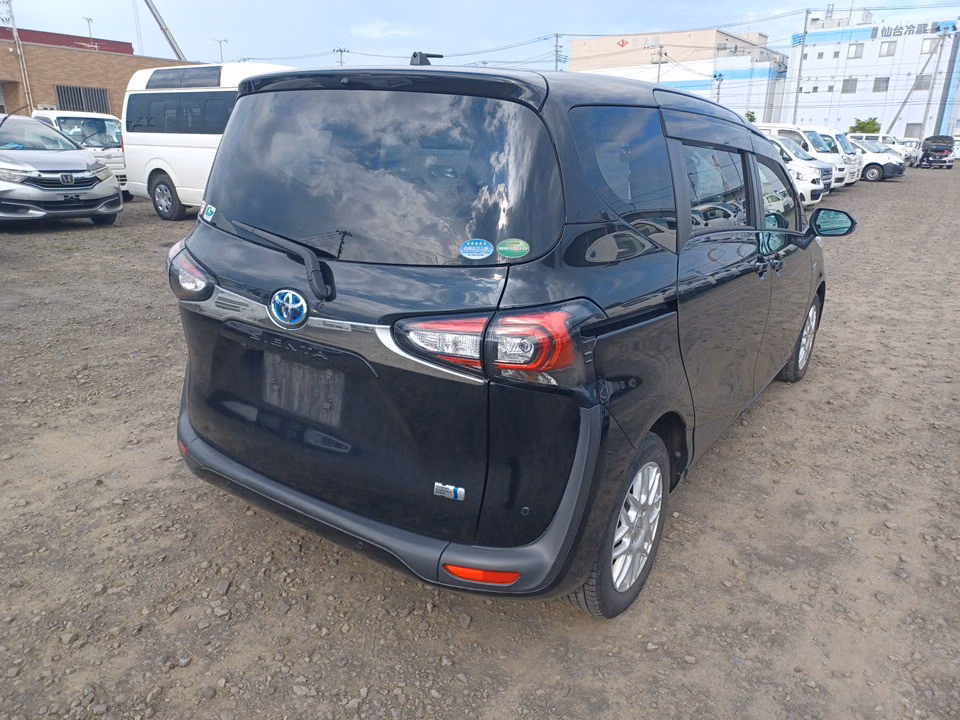 TOYOTA SIENTA