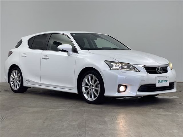 LEXUS CT200H