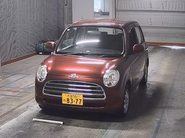 DAIHATSU MIRA GINO