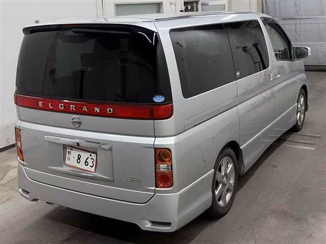 NISSAN ELGRAND