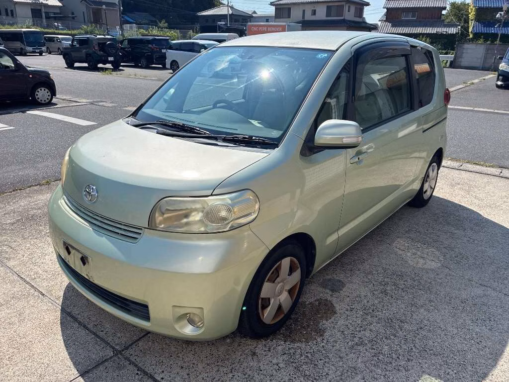 TOYOTA PORTE
