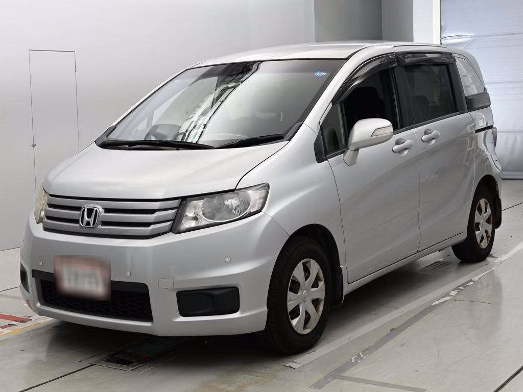 HONDA FREED SPIKE