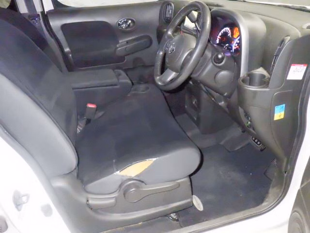 NISSAN CUBE