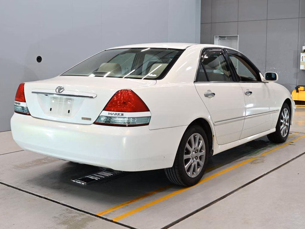 TOYOTA MARK II