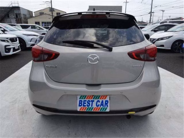 MAZDA MAZDA2