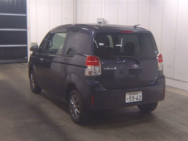 TOYOTA SPADE