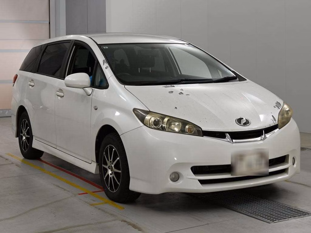 TOYOTA WISH