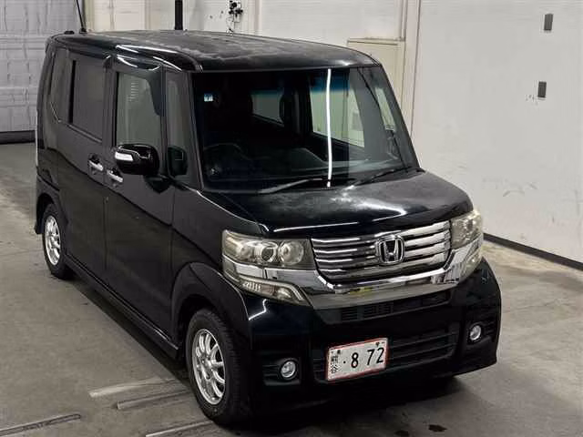 HONDA N-BOX