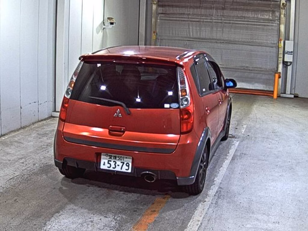 MITSUBISHI COLT