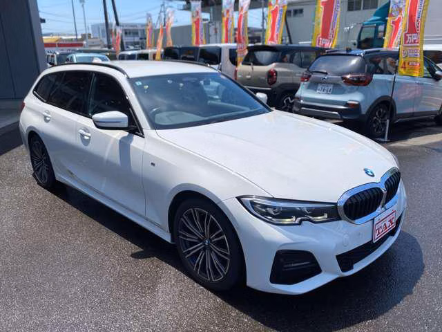 BMW 3-SERIES