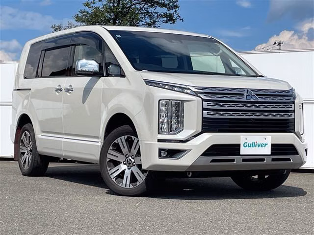 MITSUBISHI DELICA D:5