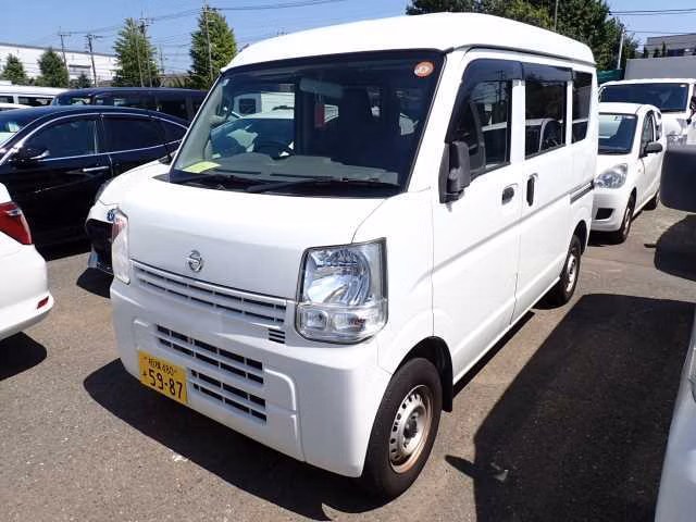 NISSAN NV100 CLIPPER
