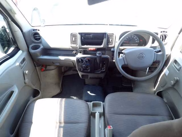 NISSAN NV100 CLIPPER