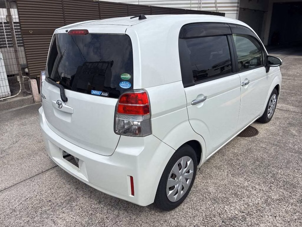 TOYOTA SPADE