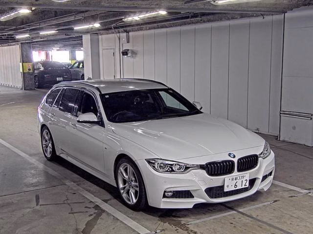 BMW 3-SERIES
