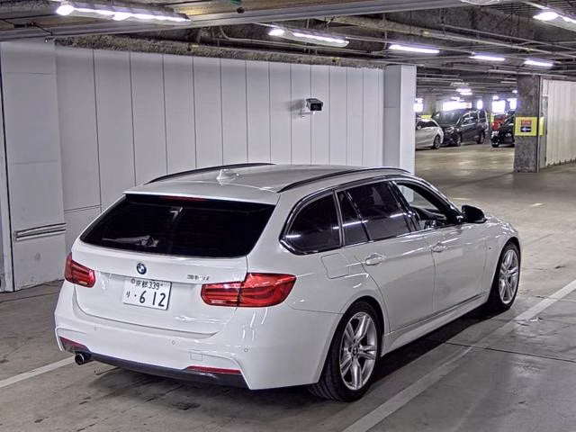 BMW 3-SERIES